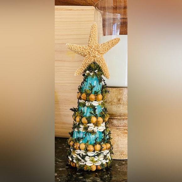 Aurora Quartz and seashell holiday tree - Picture 9 of 9